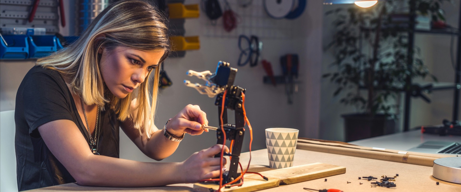 Exploring Career Paths in Mechanical Engineering